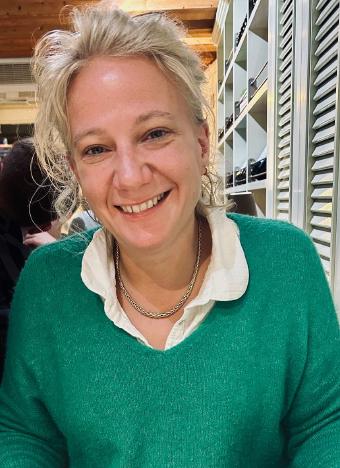 Julie B. FIÉVET